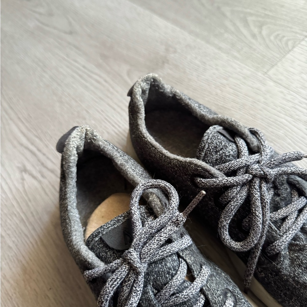Allbirds Runner Lace Up Low Top Sneaker Shoes - Picture 8 of 13